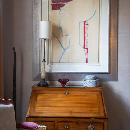 لو روليه سان جيرمان 4*